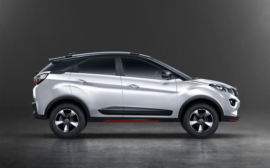  Tata Nexon Aero 2018 года  (фото 2 из 2)
